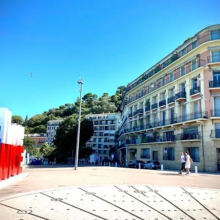 Daire Le Rocamare -superb-atypical Sea View-a.c-wifi *